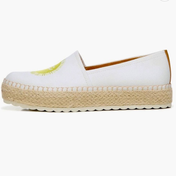 Dr. Scholl's Women's Sunray Pointed Toe Flat - Picture 2 of 8